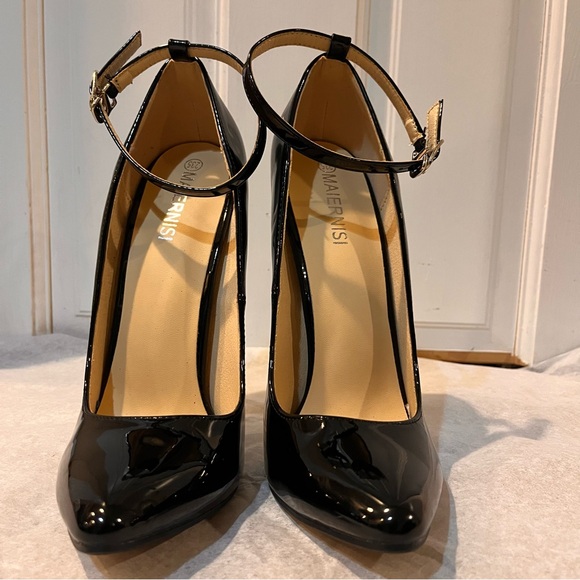 Black Patent Stiletto Ankle Strap Heels NWOB - Picture 4 of 7
